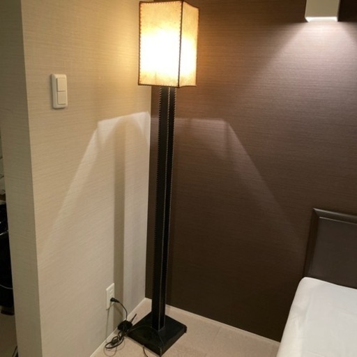【ネット決済】水牛革フロアスタンド　9,000円