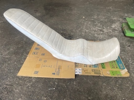 xjr400 三段シート　シート　60cm