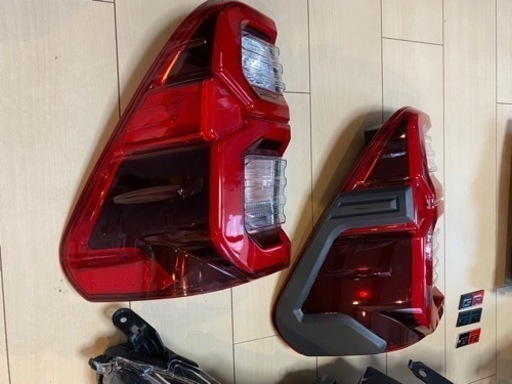 ハイラックス後期テールランプ