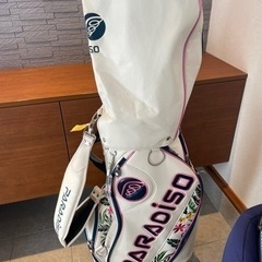 ゴルフバッグ　キャディバッグ　パラディーゾ　paradiso