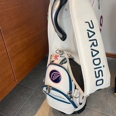 ゴルフバッグ　キャディバッグ　パラディーゾ　paradisoの画像