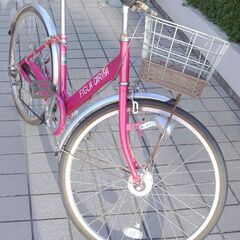 シティーサイクル 自転車 24インチ シマノ外装6段ギヤ ＬＥＤオートライト カギ付き 美品です！の画像
