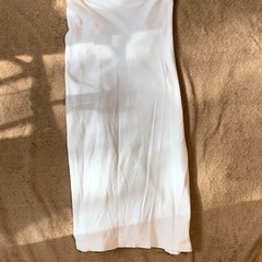 UNIQLO サイズ L カラー　ホワイトの画像