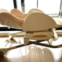アップリカ　ハイローチェアの画像