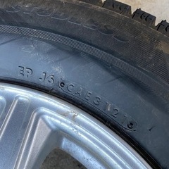 冬タイヤ　スタッドレス　ホイール付き　４本セットの画像