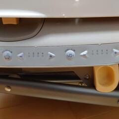 ベビーベッド　電動　オートスウィング　COMBI　ゆりかごの画像