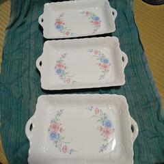 お皿3枚セット　TOWN&COUNTRY  FRENCH BOUQUETの画像