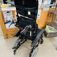 日進医療器株式会社 レッドウッド 3 ティルト車椅子の画像