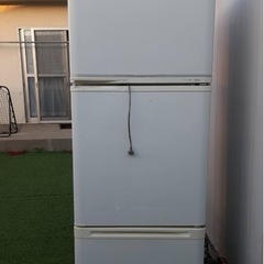 冷蔵庫の画像