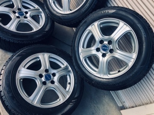 冬タイヤ 185/60R15 BS製プリウス等用アルミ付きスタッドレス4本組