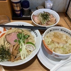 平日の夜遊びましょう。
