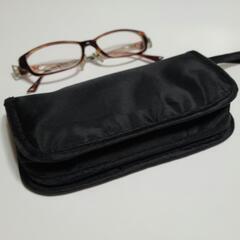 BURBERRYメガネケースの画像