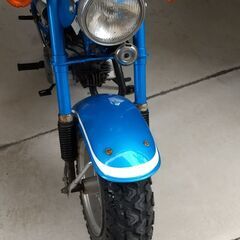 SUZUKI スズキ バンバン50の画像