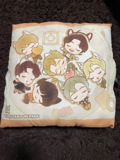 BTS TinyTAN Dynamiteプリントクッション 〜TinyTAN FUNPARK Style〜全2種【値下げ交渉可】