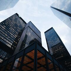月給26万～！決済システムの企画営業　★未経験歓迎｜完全週休2日制