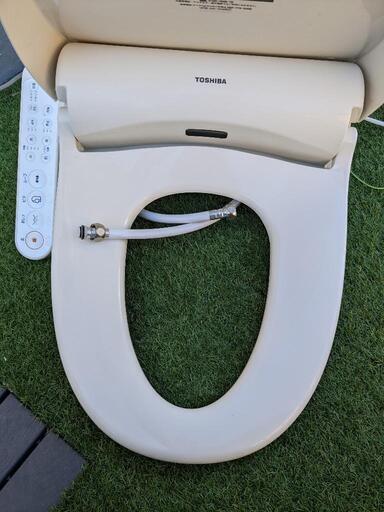東芝　温水便座　SCS-T160　ウォシュレット