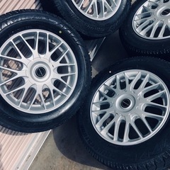 冬タイヤ 205/65R16 プリウス等用便利なマルチホイール付きブリヂストン製ブリザック4本組の画像