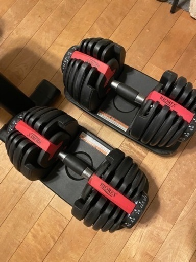 インクラインベンチと可変式ダンベル24kg