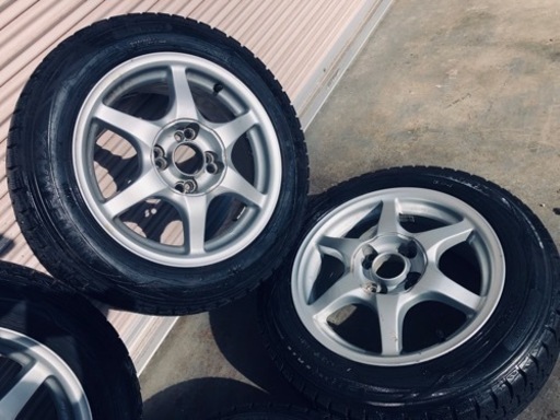 冬タイヤ 175/65R15 軽自動車コンパクトカー用の便利なマルチホイール付きスタッドレス4本組