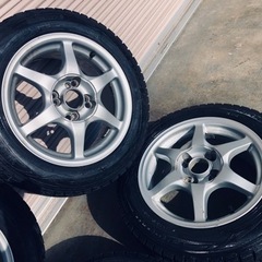 冬タイヤ 175/65R15 軽自動車コンパクトカー用の便利なマルチホイール付きスタッドレス4本組の画像