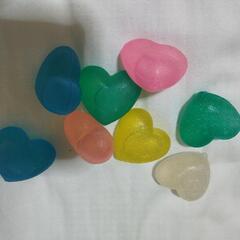 値下げ　ハートの置物？