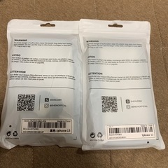 iPhone13用スマホケース☆2個あります☆の画像