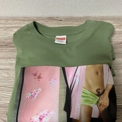 supreme  半袖Tシャツの画像