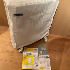 デロンギ　オイルヒーターTDD0915W リモコン　説明書付きの画像