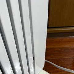 デロンギ　オイルヒーターTDD0915W リモコン　説明書付きの画像