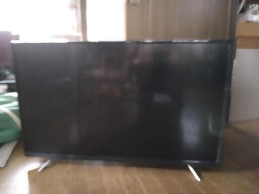 テレビ　アグレクション43型テレビ