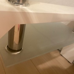 【取り引き中】✨ガラステーブル✨【ホワイト】激安❗️の画像