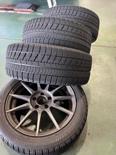 ベンツ　CLA等　スタッドレス　215/50/17  
