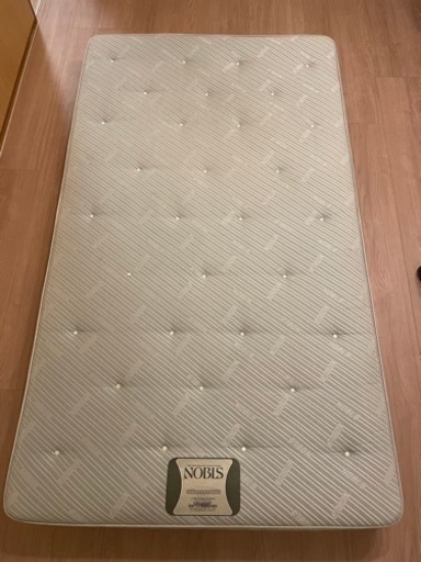 宮内庁や有名ホテル採用のNOBLSのセミダブルマットレス