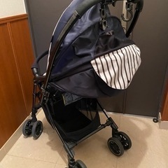 【AB型ベビーカー】Combi ベビーカー メチャカルハンディ オート4キャスの画像