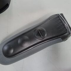 洗浄器付き！　BRAUN　ブラウン　メンズシェーバー　Series3　シリーズ3　3050cc　　電動　電気シェーバー　3枚刃　ひげそりの画像