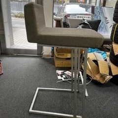 ハイチェア　カウンターチェア　クッション付きの画像