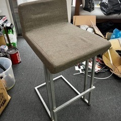 ハイチェア　カウンターチェア　クッション付き