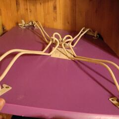 折りたたみテーブルの画像