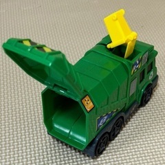 救急車★ごみ収集車の画像