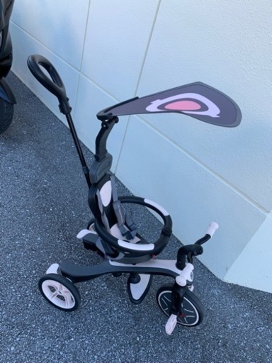 三輪車(成長に合わせてストライダーになることも)