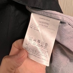 Valentino シャツの画像