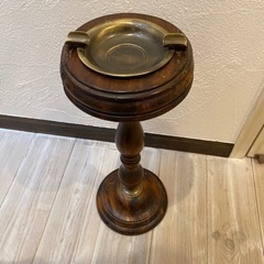 アンティーク葉巻灰皿の画像