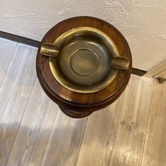 アンティーク葉巻灰皿の画像