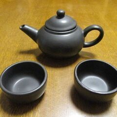 小さな急須とお茶碗セット?!　実家の整理しています！