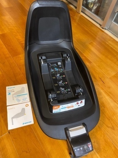マキシコシ　車載用ベース　2wayFamily