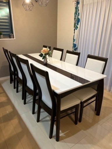 美品✨8人掛けダイニングテーブルセット　ホワイトでおしゃれ✨✨値下げ¥60000→45000円✨