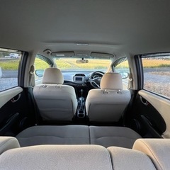 ホンダフィット　走行距離11.000キロ　車検2年取得の画像