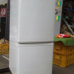 G923 SHARP　冷蔵庫２ドア　１３７L　  SJ-D14D...