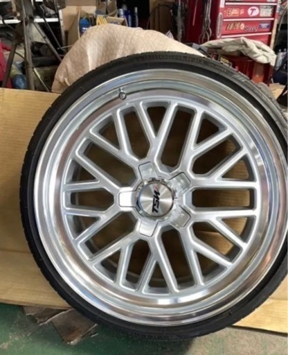 TSW ホッケンハイムs  PCD 114.3 ５Ｈオフセット40 2019年