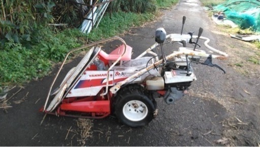 一条刈りコンバイン取りにこられる方　10000円で